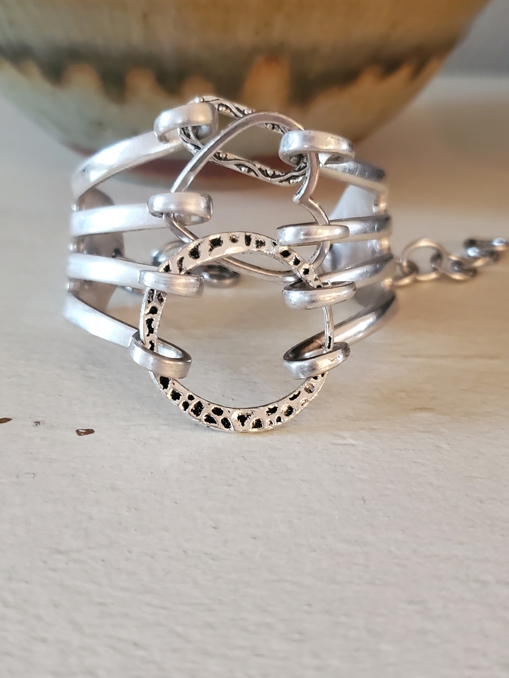💖Silver Statement Bracelet💖 Unique Vintage Silver Toned Bracelet